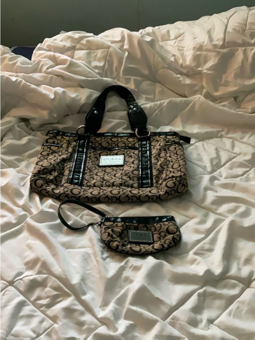 Guess handbag & wristlet